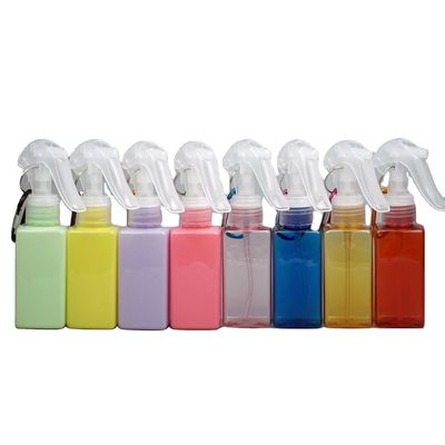 Impression par écran 100 ml PET Bouteille de pulvérisateur à déclencheur en forme carrée avec crochet mental portable