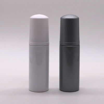 Bouteilles en plastique blanc mousse pompe pour le nettoyeur facial en PET bouteille distributeur de mousse mousse