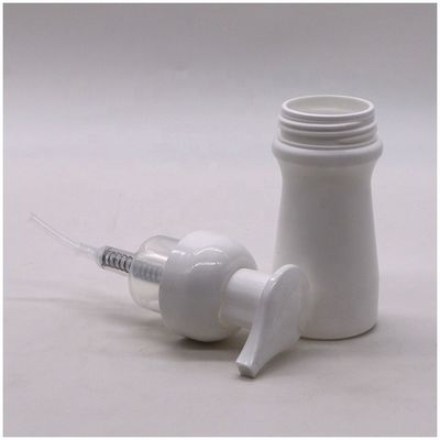 Bouteille de lotion HDPE pour le nettoyant facial PET Bouteilles de pompe à mousse mousse 70 ml OEM personnalisé