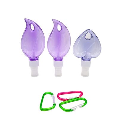 PET Bouteille de pulvérisation en plastique en forme de cœur / feuille avec collier de porte-clés suspendu