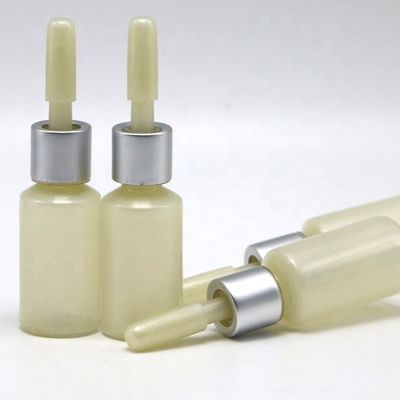 Matériau de base PET 8 ml Bouteille de gouttelette avec bouchon de gouttelette personnalisé et finition glacée