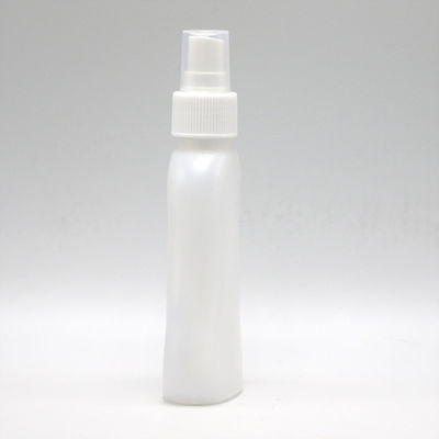 Bouteille d'arrosage en plastique de 100 ml PE pour la taille avec logo personnalisé et coquille