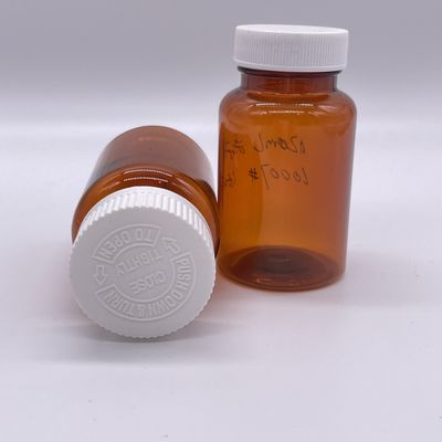 Bouteille en PET de couleur ambre de 120 ml avec bouchon à vis blanc/ bouchon étanche à l' enfant 2780 pièces